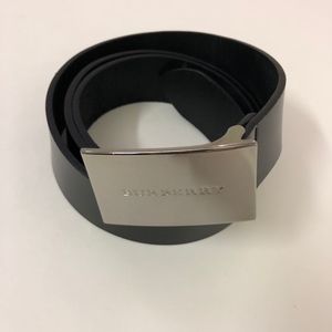 Burberry Men's Black Leather Belt Size 40